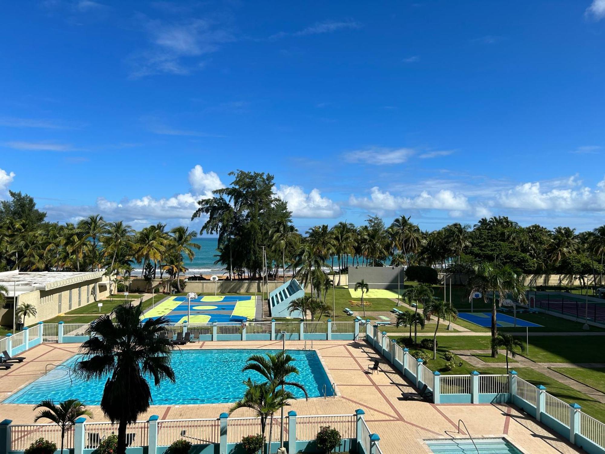 Luquillo Beach & Ocean Breeze Exterior foto